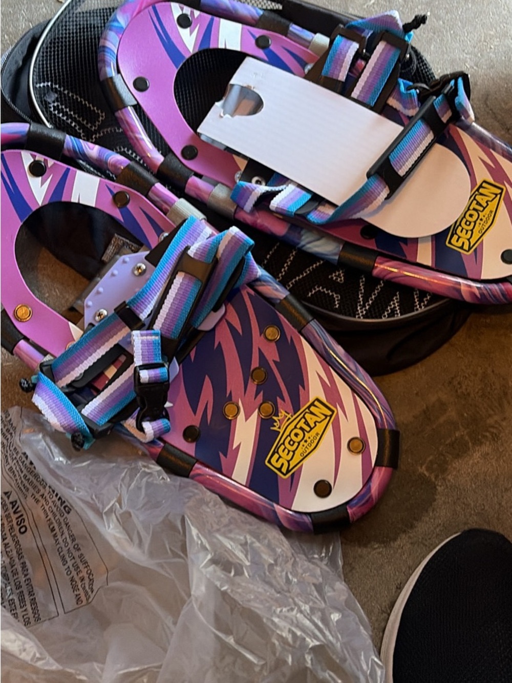 Kids Purple Multi Snowshoes with Adjustable Straps secotan